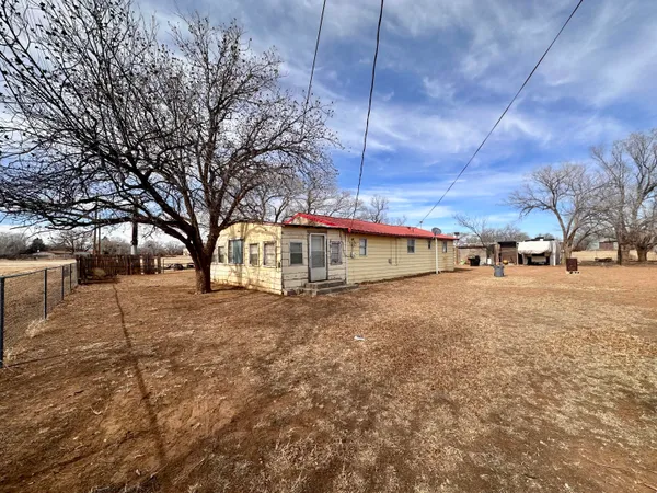 $77,000 | 1313 South 3rd Street, Tahoka, TX 79373