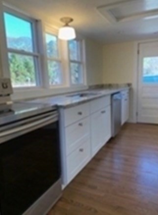 10 Glendale Road, Unit 1 Buzzards Bay, MA 02532 - Photo 3 of 6