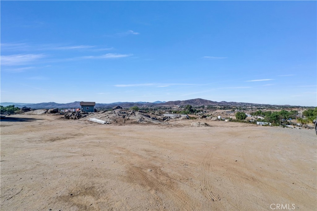 21720 Yucca Road Perris, CA 92570 - Photo 26 of 58