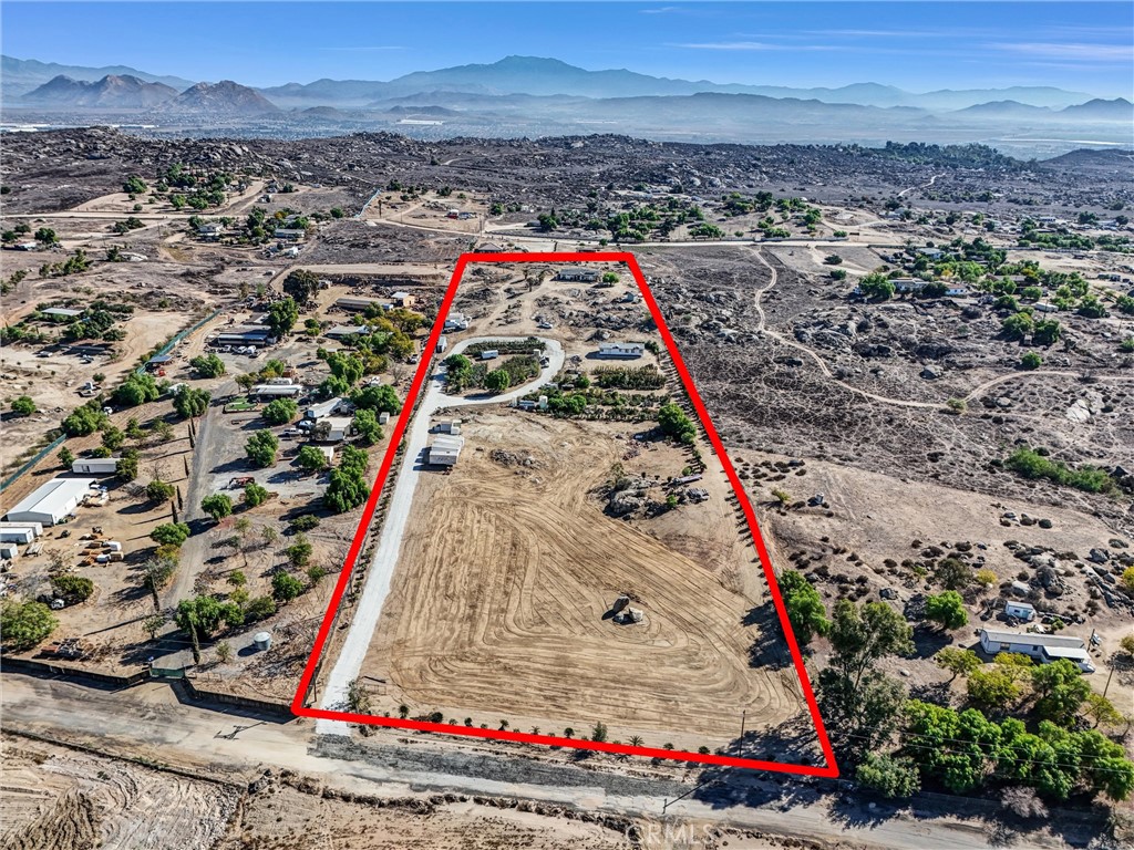 21720 Yucca Road Perris, CA 92570 - Photo 46 of 58