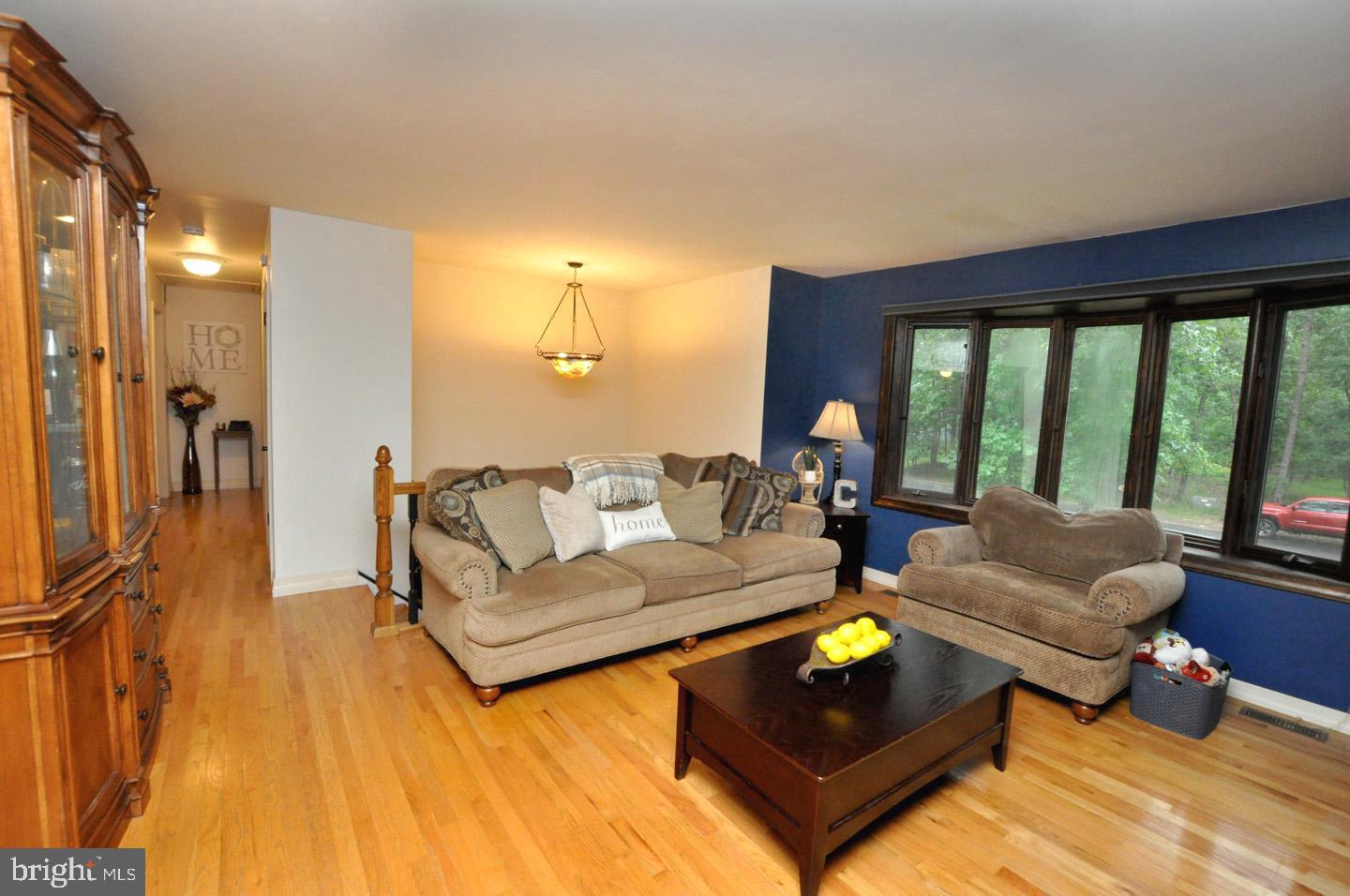 18 Mill Chase Road Southampton, NJ 08088 - Photo 3 of 35
