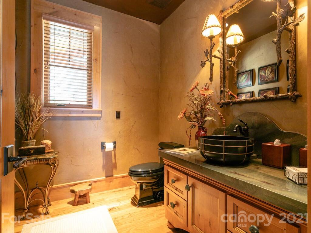 96 Wormy Chestnut Road Burnsville, NC 28714 - Photo 21 of 44 Gallery Image 21