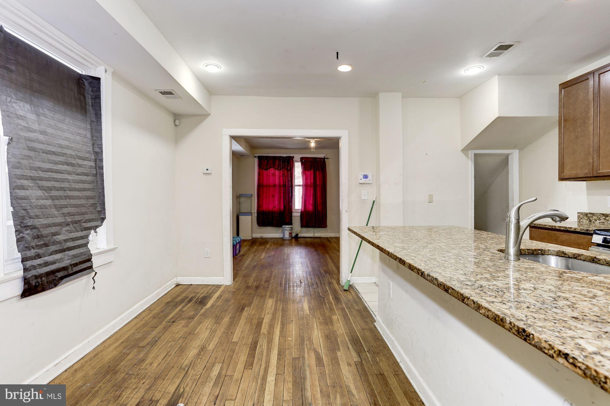 653 Raleigh Place Southeast Washington, DC 20032 - Photo 6 of 21 Gallery Image 6