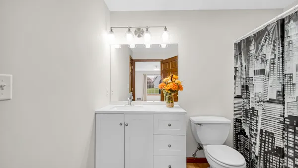 $210,000 | 3001 Columbine Circle, Unit F, Valparaiso, IN 46383