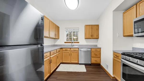 $210,000 | 3001 Columbine Circle, Unit F, Valparaiso, IN 46383
