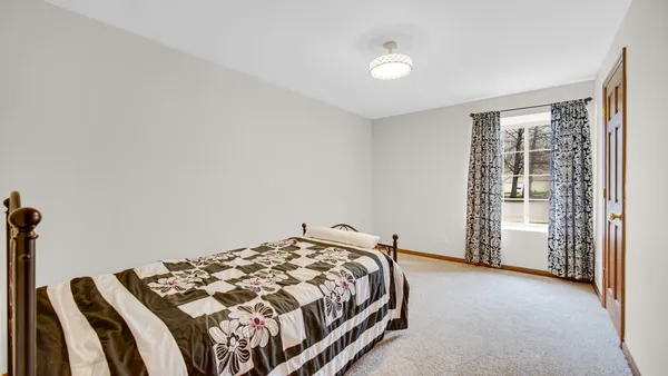 $210,000 | 3001 Columbine Circle, Unit F, Valparaiso, IN 46383