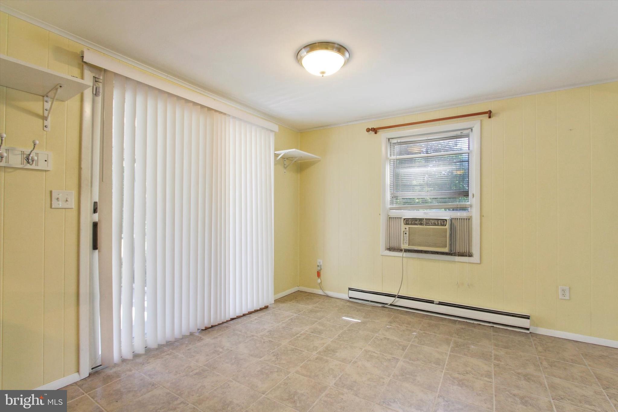 1533 Marburg Road Spring Grove, PA 17362 - Photo 10 of 28