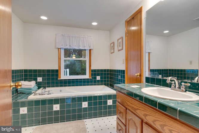 28561 Sharp Road Easton, MD 21601 - Photo 30 of 42
