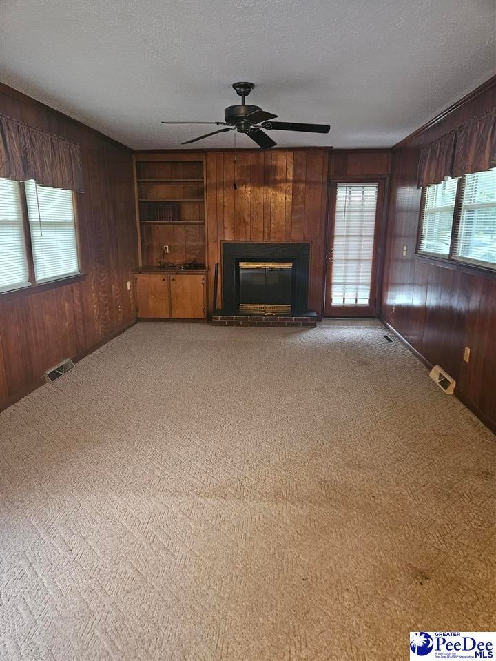 616 Virginia Lane Dillon, SC 29536 - Photo 2 of 15 Gallery Image 2