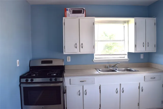 $550,000 | 904 Beverly Avenue, Pasadena, TX 77506