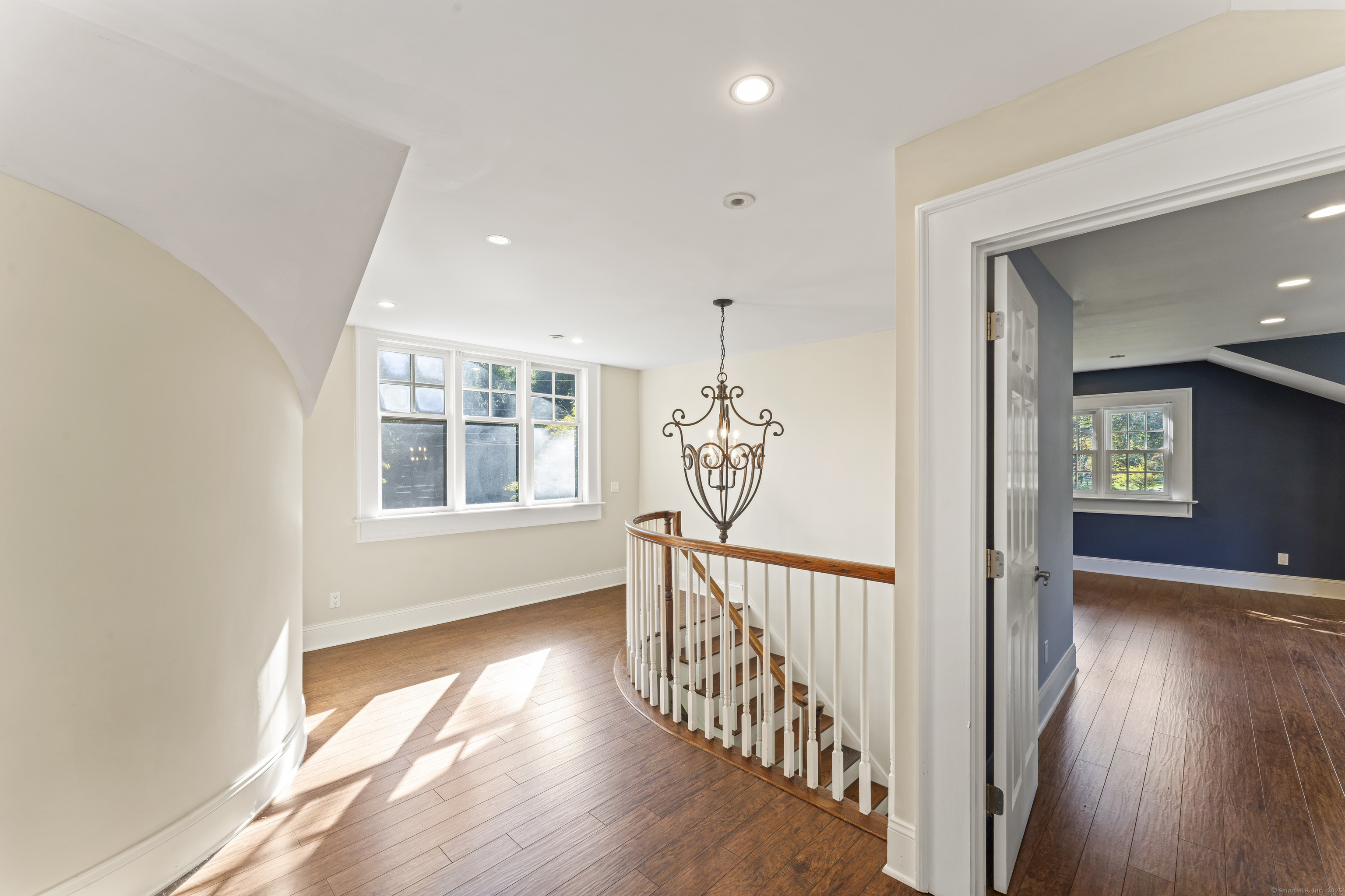 15 Mountain View Drive Weston, CT 06883 - Photo 23 of 39 Gallery Image 23