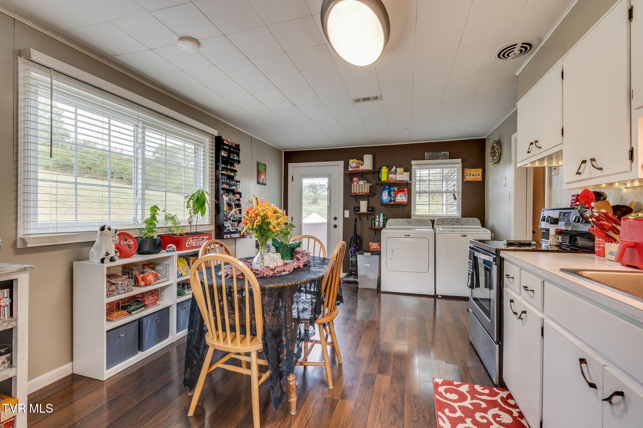 2032 Granby Road Kingsport, TN 37665 - Photo 19 of 33 018