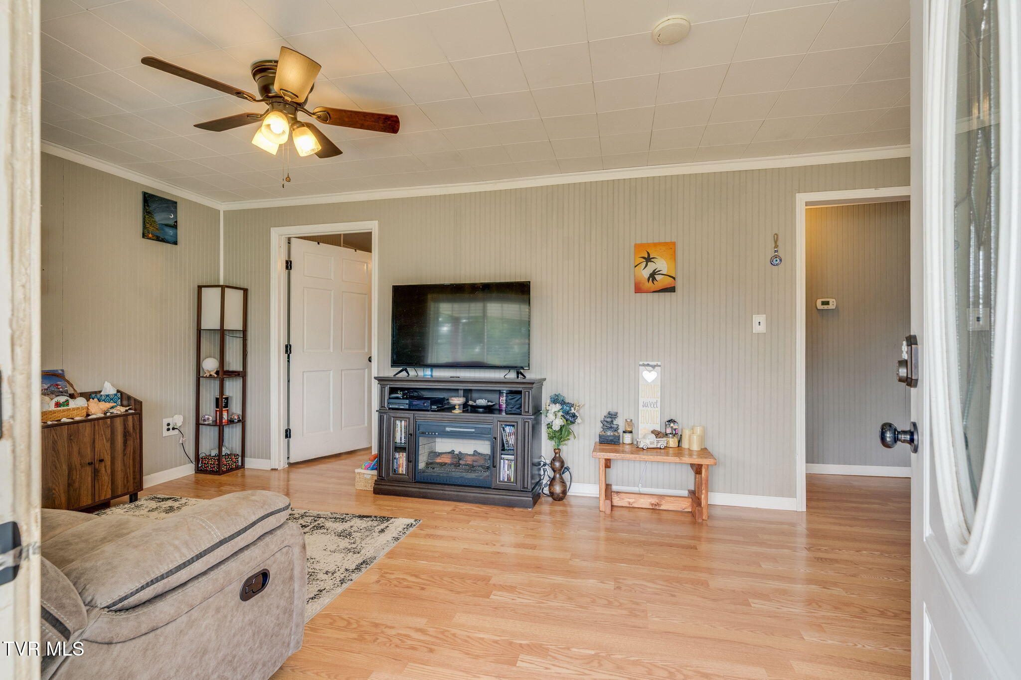 2032 Granby Road Kingsport, TN 37665 - Photo 5 of 33 004