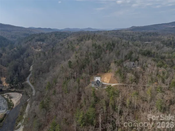 $1,125,000 | 666 Never Blue Road, Flat Rock, NC 28731