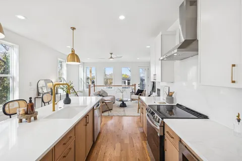 $649,900 | 3012 Batavia Street, Nashville, TN 37209