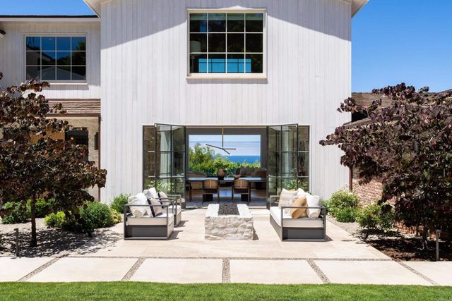 a view of outdoor space yard and patio