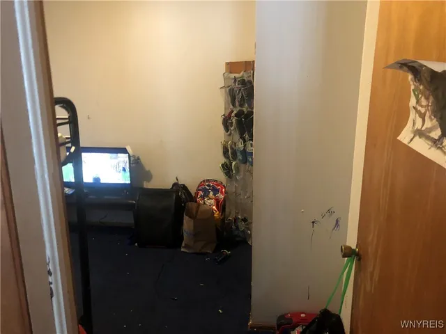 $89,900 | 129 12th Street, Niagara Falls, NY 14303