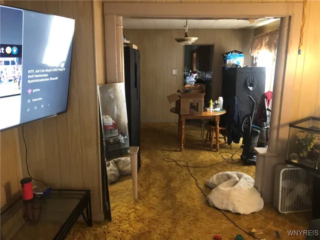 $89,900 | 129 12th Street, Niagara Falls, NY 14303