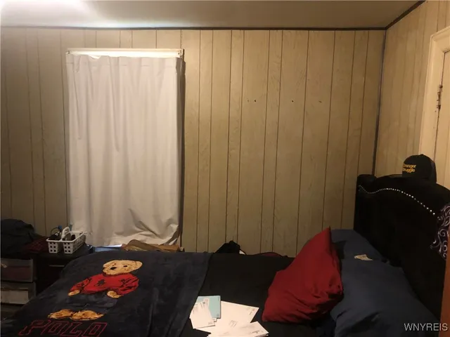 $89,900 | 129 12th Street, Niagara Falls, NY 14303