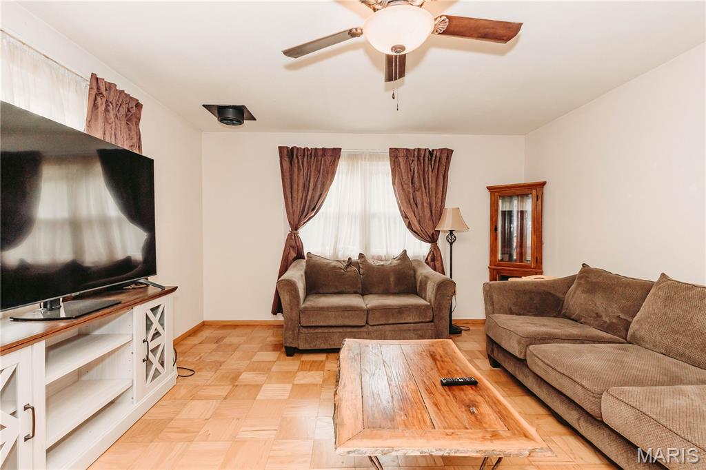 10375 Cedar Lane Dixon, MO 65459 - Photo 14 of 88