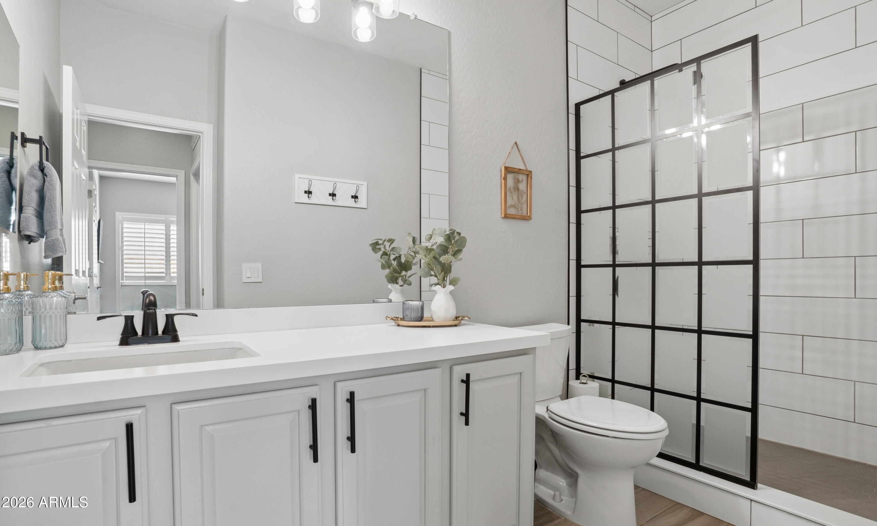 5310 West Saddlehorn Road Phoenix, AZ 85083 - Photo 24 of 35 Remodeled Bath 2