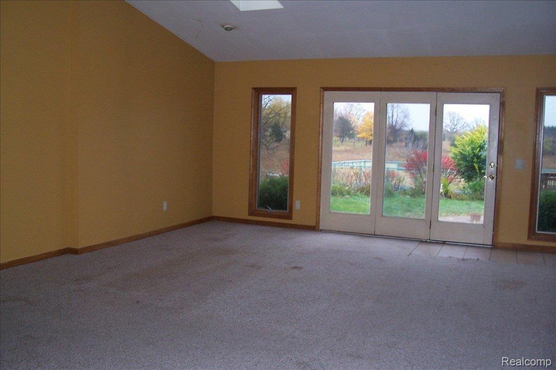 family room (3)