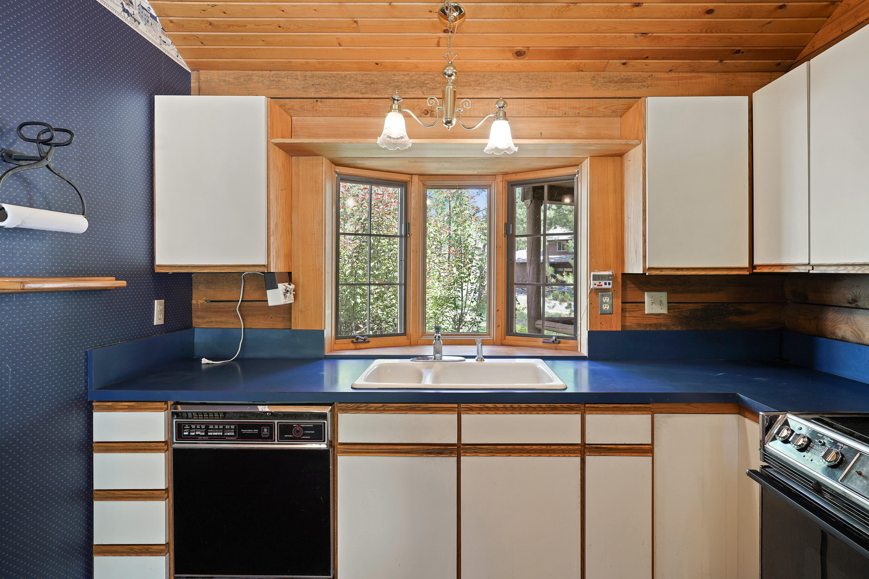 56838 Spring River Drive Bend, OR 97707 - Photo 22 of 52 DSC02103