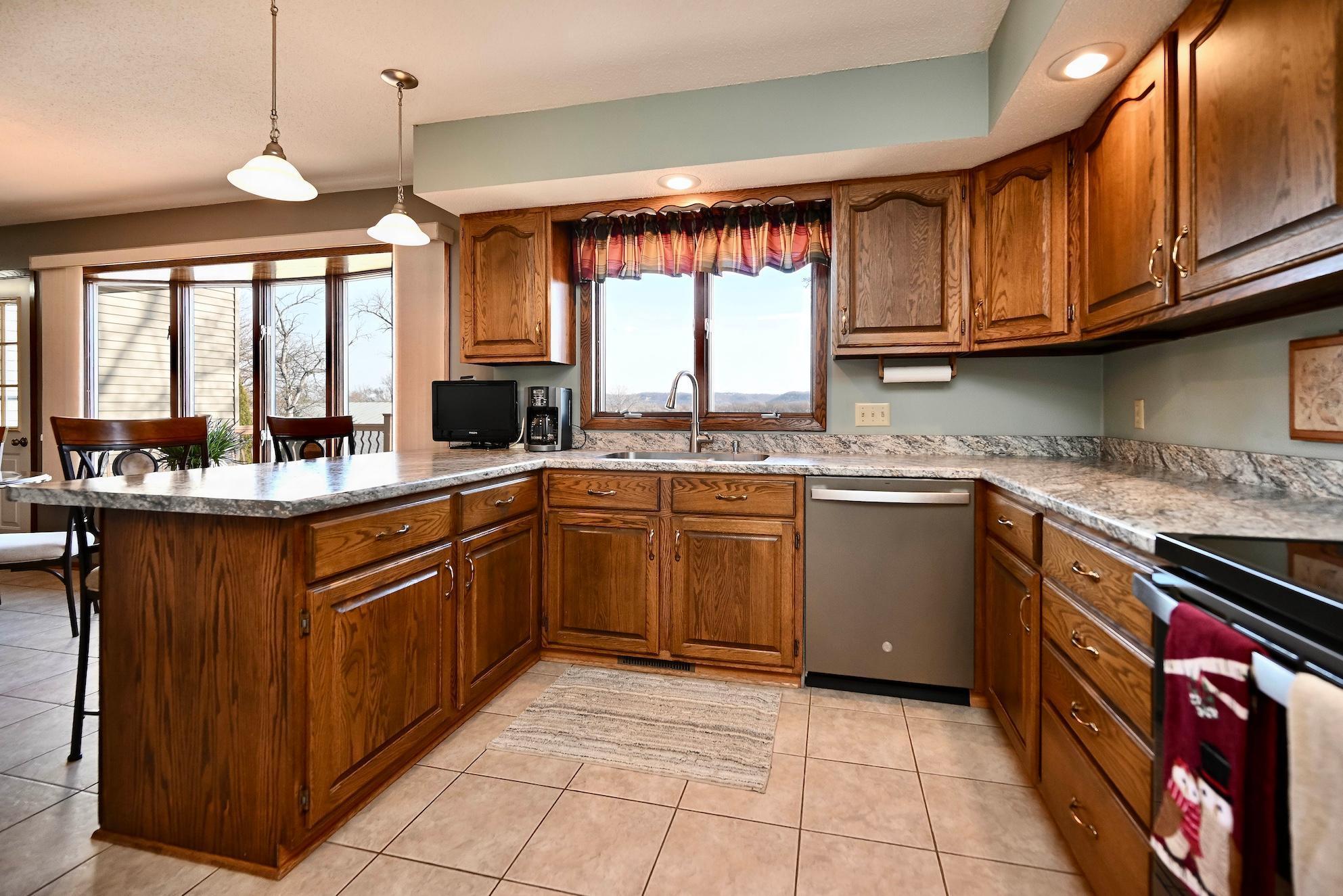 1115 Rustic Lane Wabasha, MN 55981 - Photo 9 of 41