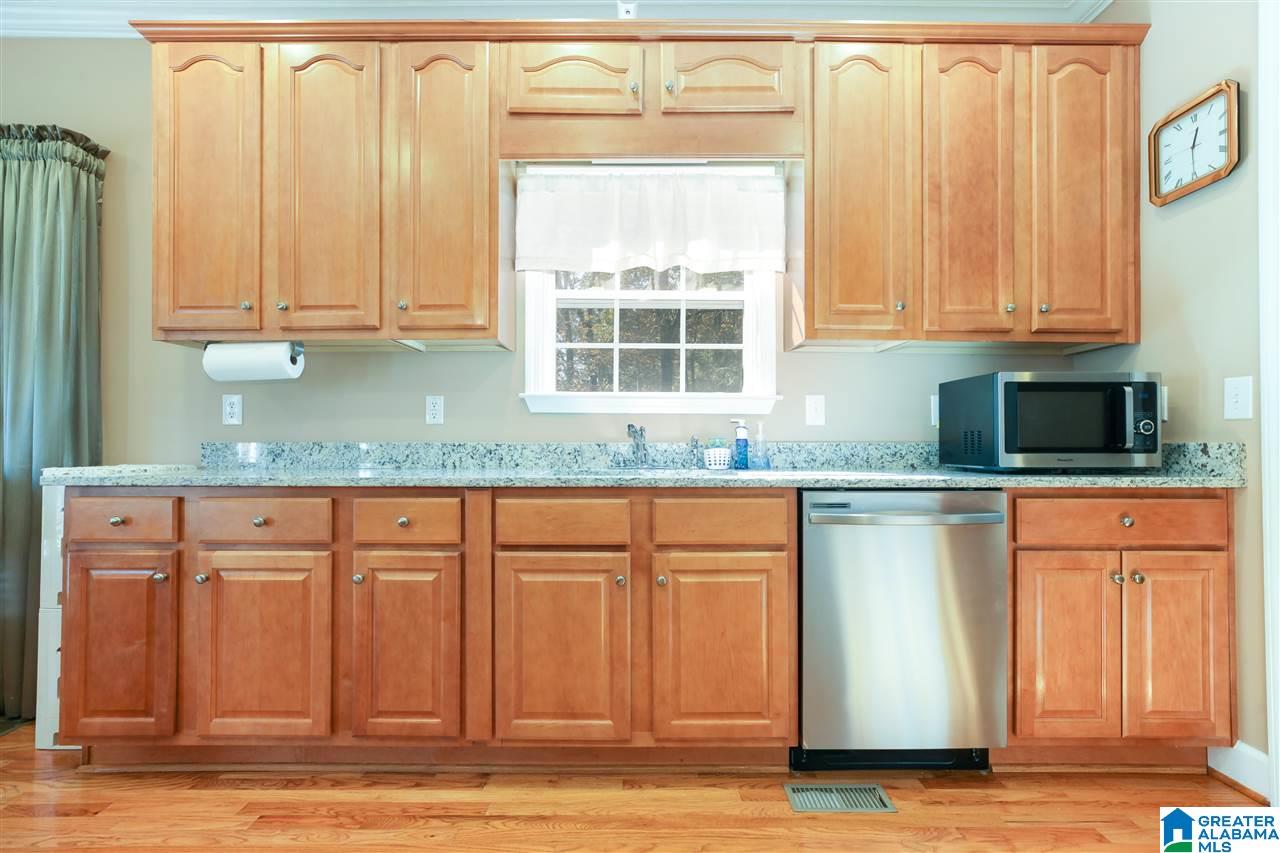 306 Lake View Circle Riverside, AL 35135 - Photo 15 of 35