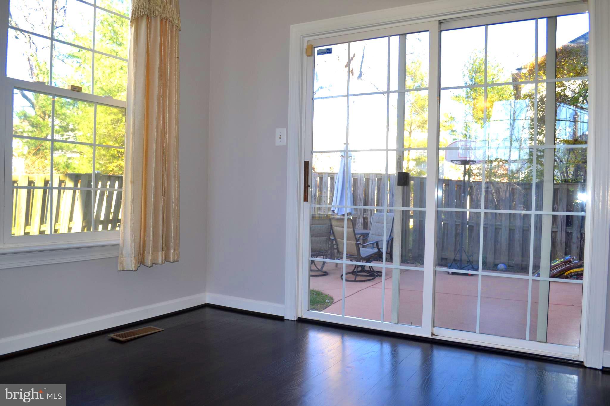 2048 Madrillon Road Vienna, VA 22182 - Photo 16 of 56 Morning Room / Breakfast Area