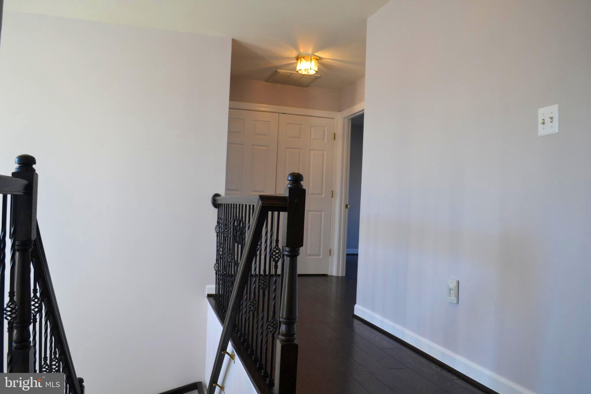 2048 Madrillon Road Vienna, VA 22182 - Photo 30 of 56 Interior View