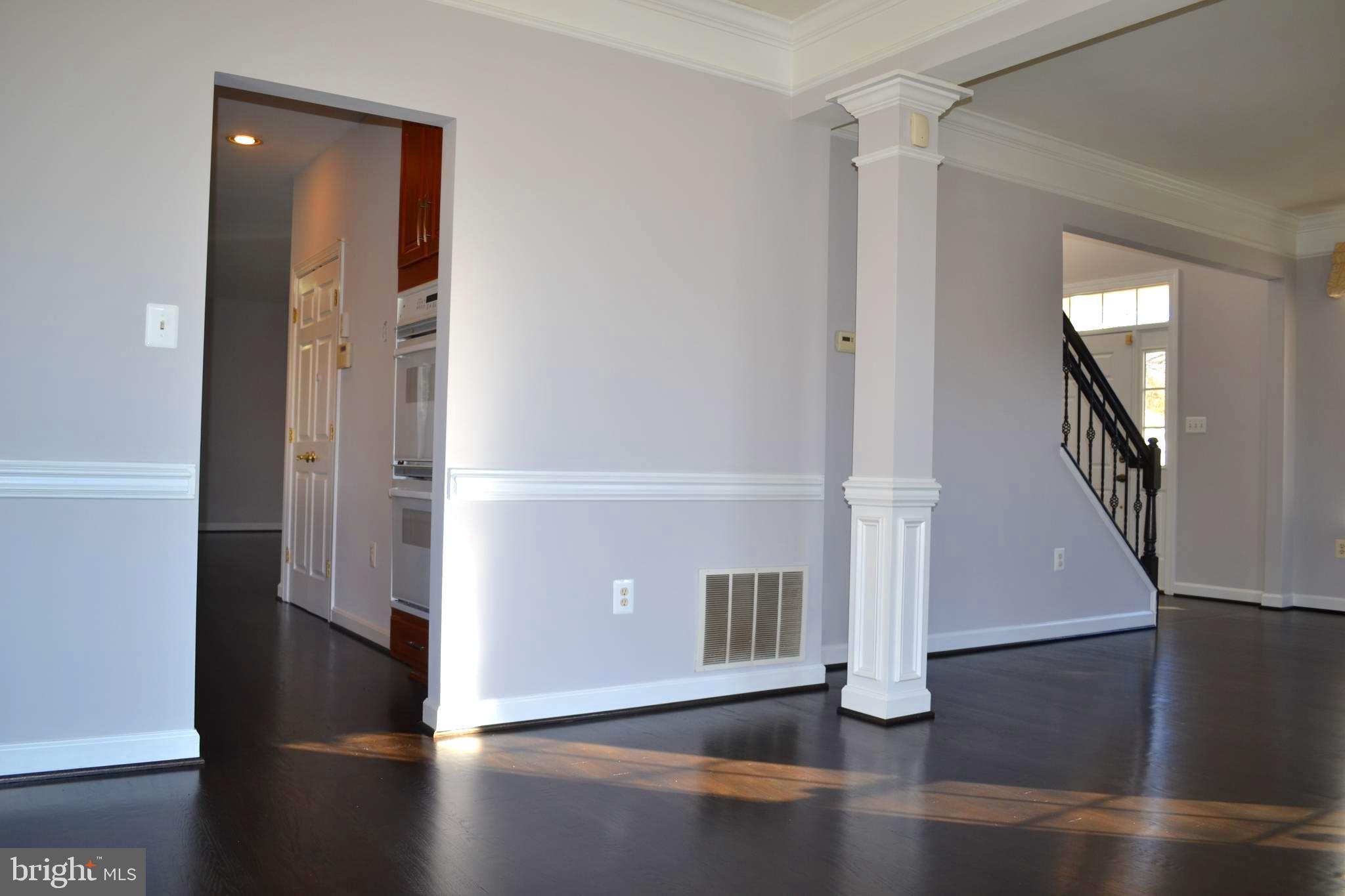 2048 Madrillon Road Vienna, VA 22182 - Photo 7 of 56 Interior View