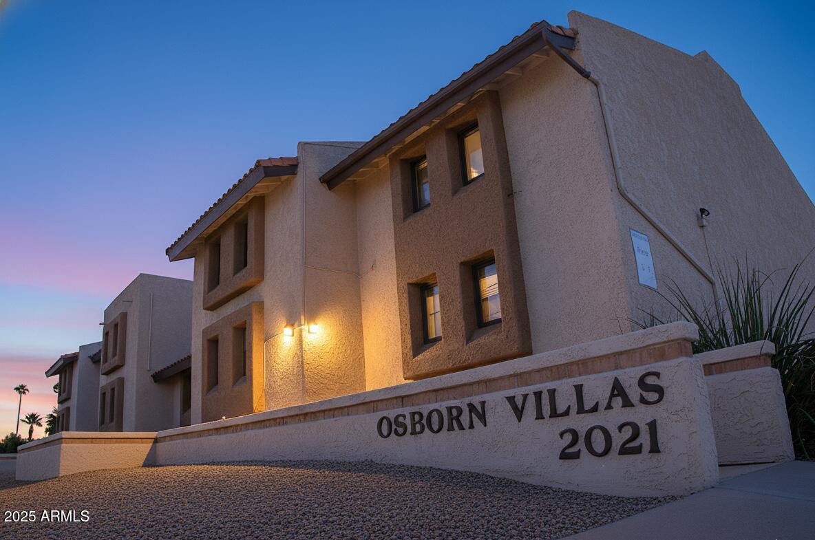 2021 East Osborn Road, Unit 5 Phoenix, AZ 85016 - Photo 1 of 10 Front