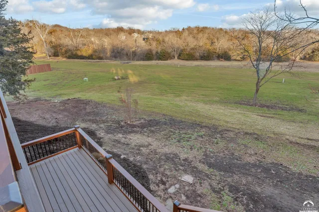 $1,295,000 | 927 North 1464th Road, Lawrence, KS 66049