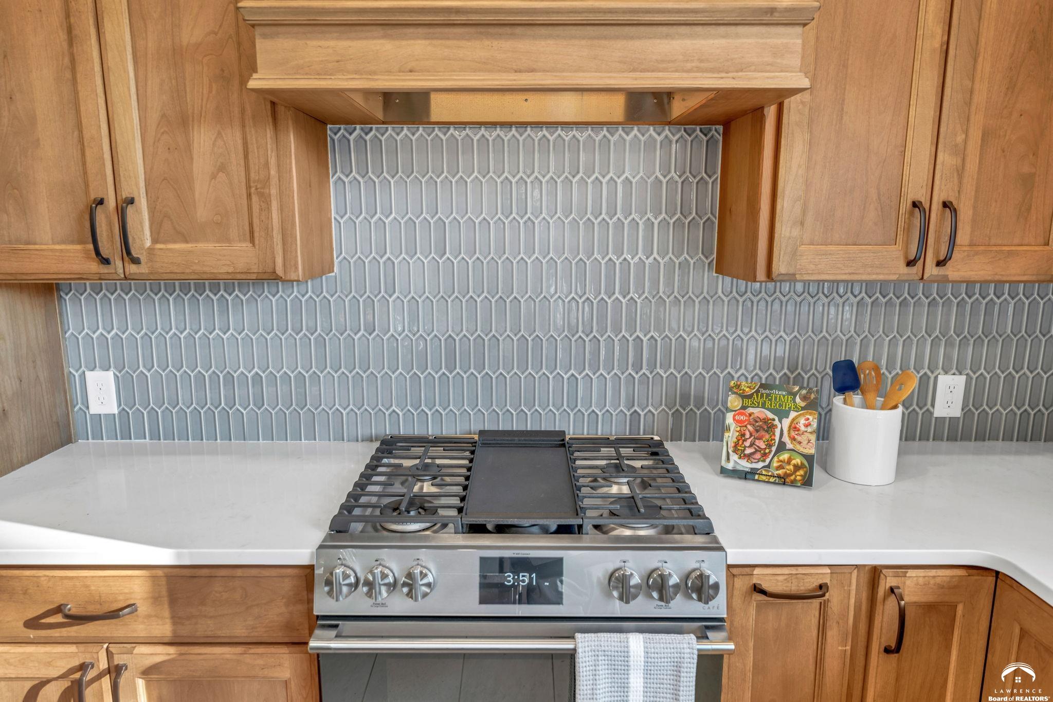 927 North 1464th Road Lawrence, KS 66049 - Photo 36 of 98