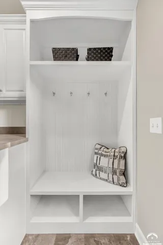 $1,295,000 | 927 North 1464th Road, Lawrence, KS 66049