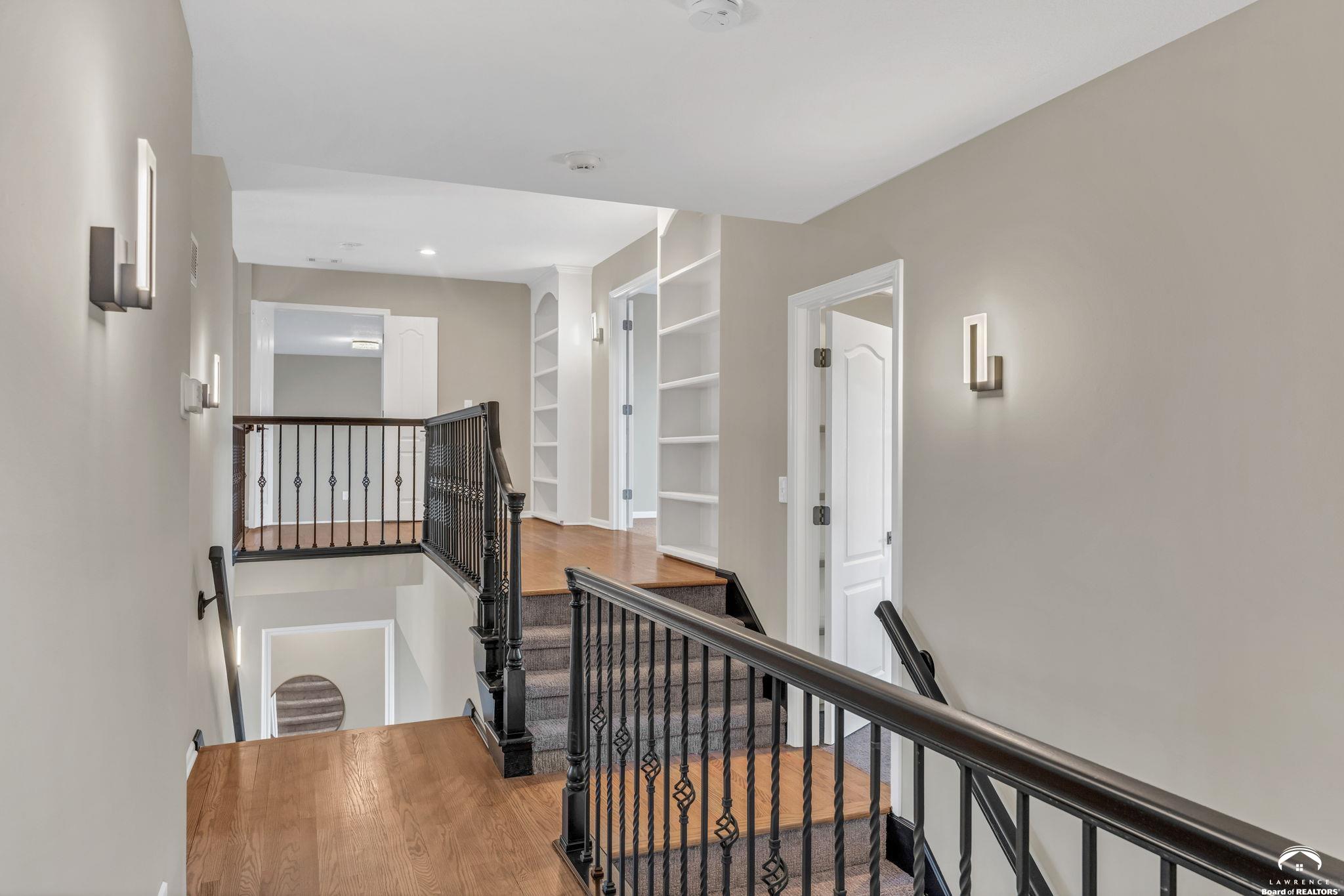 927 North 1464th Road Lawrence, KS 66049 - Photo 54 of 98