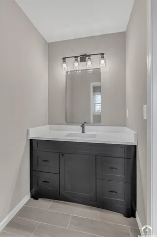 $1,295,000 | 927 North 1464th Road, Lawrence, KS 66049