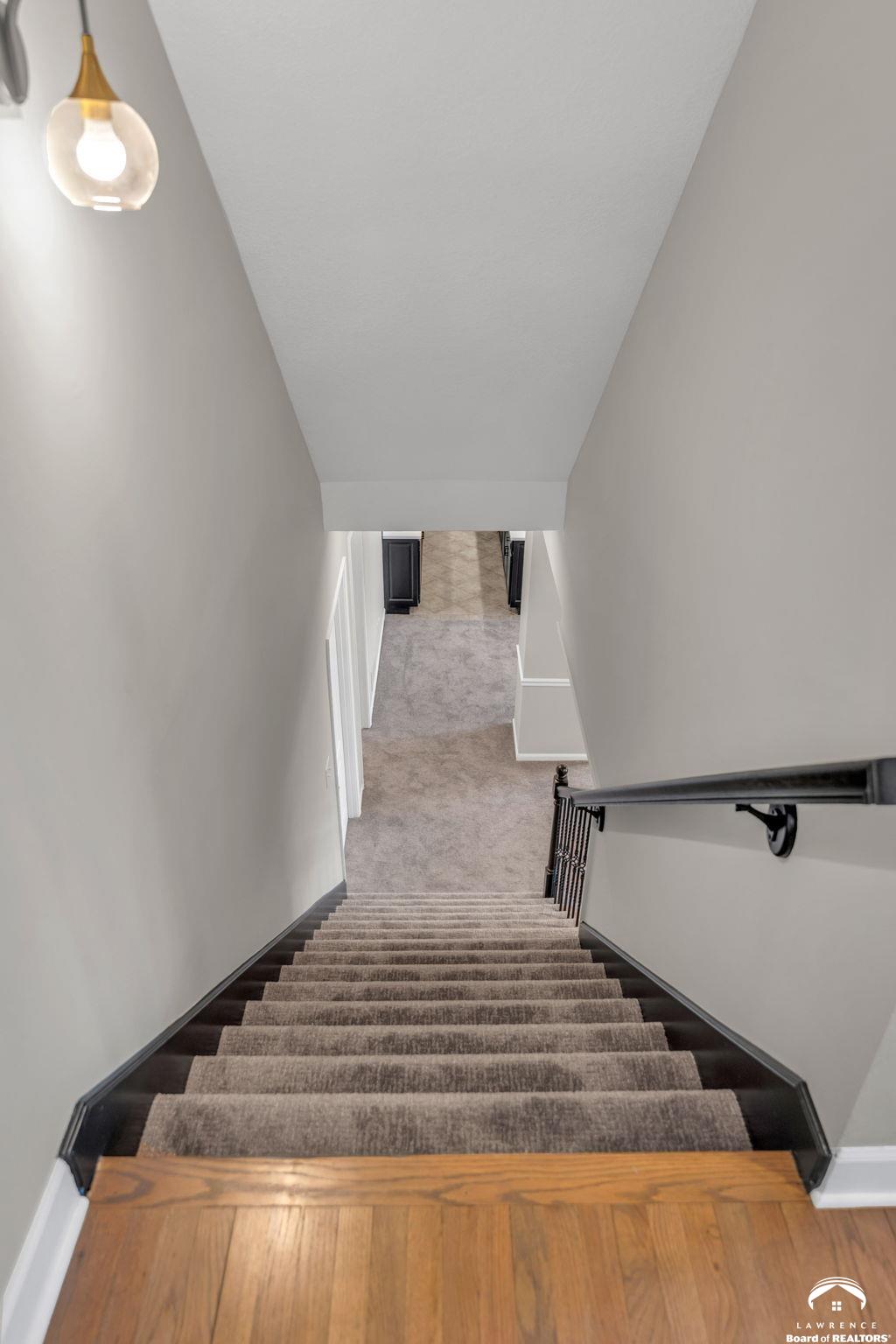 927 North 1464th Road Lawrence, KS 66049 - Photo 72 of 98