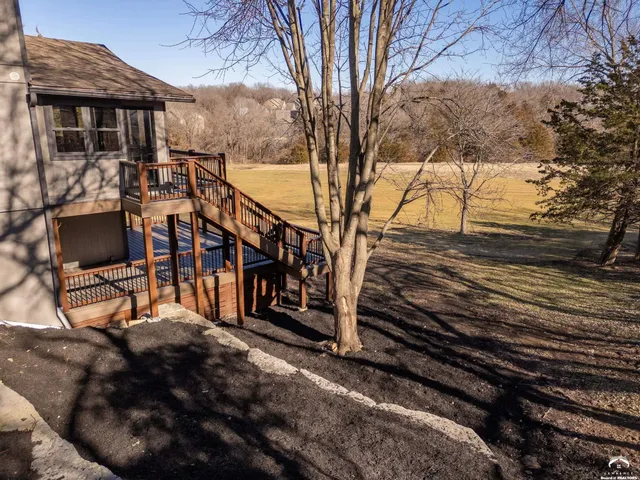 $1,295,000 | 927 North 1464th Road, Lawrence, KS 66049