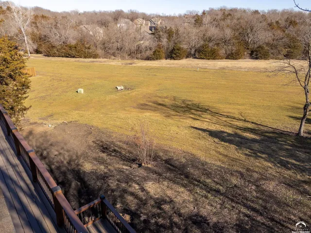 $1,295,000 | 927 North 1464th Road, Lawrence, KS 66049