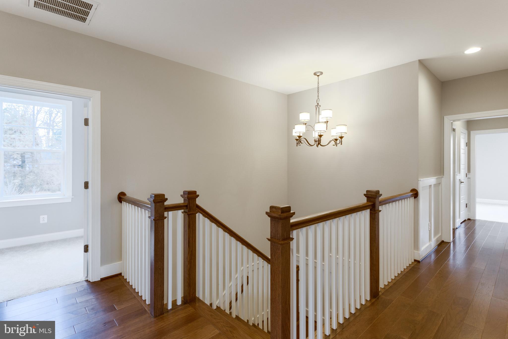 7108 27th Road North Arlington, VA 22213 - Photo 32 of 62 Gallery Image 32