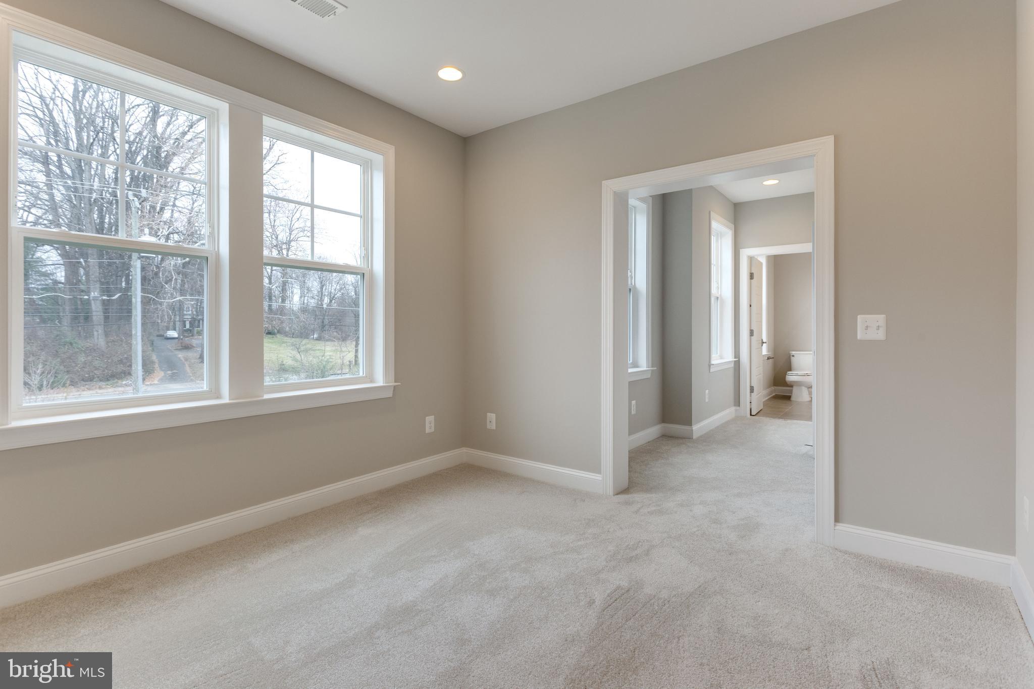 7108 27th Road North Arlington, VA 22213 - Photo 35 of 62 Gallery Image 35