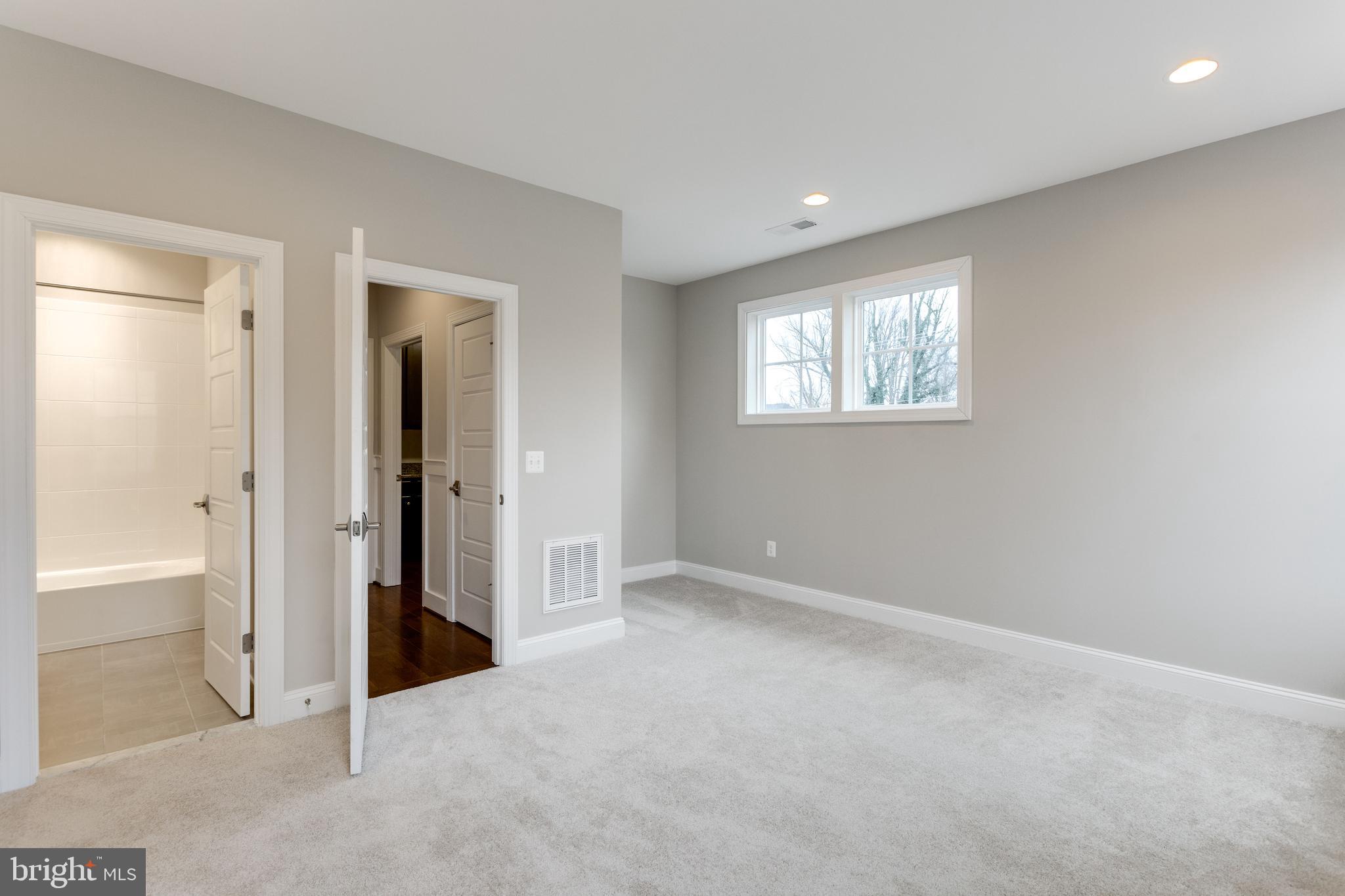 7108 27th Road North Arlington, VA 22213 - Photo 57 of 62 Gallery Image 57
