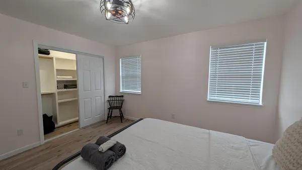 $1,800 | 723 East Tennessee Street, Unit B, Tallahassee, FL 32308