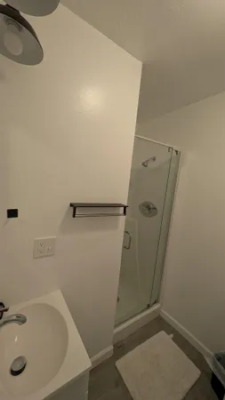 $1,800 | 723 East Tennessee Street, Unit B, Tallahassee, FL 32308