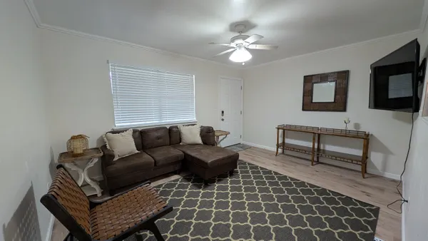 $1,800 | 723 East Tennessee Street, Unit B, Tallahassee, FL 32308