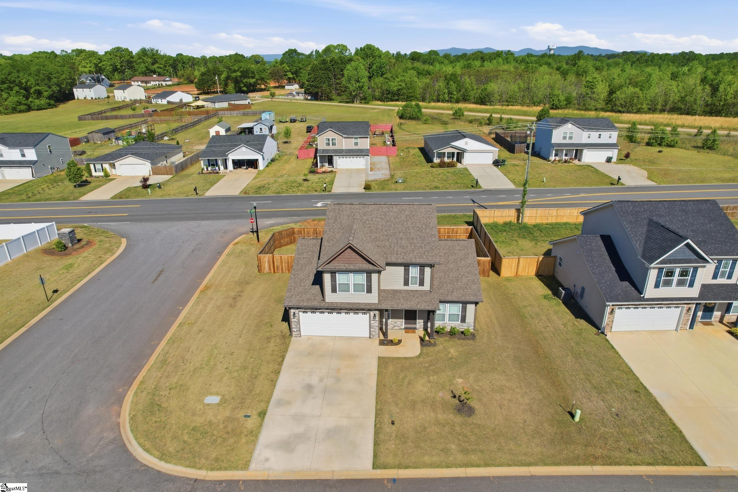 1719 Roxanne Sue Drive Lyman, SC 29365 - Photo 31 of 34