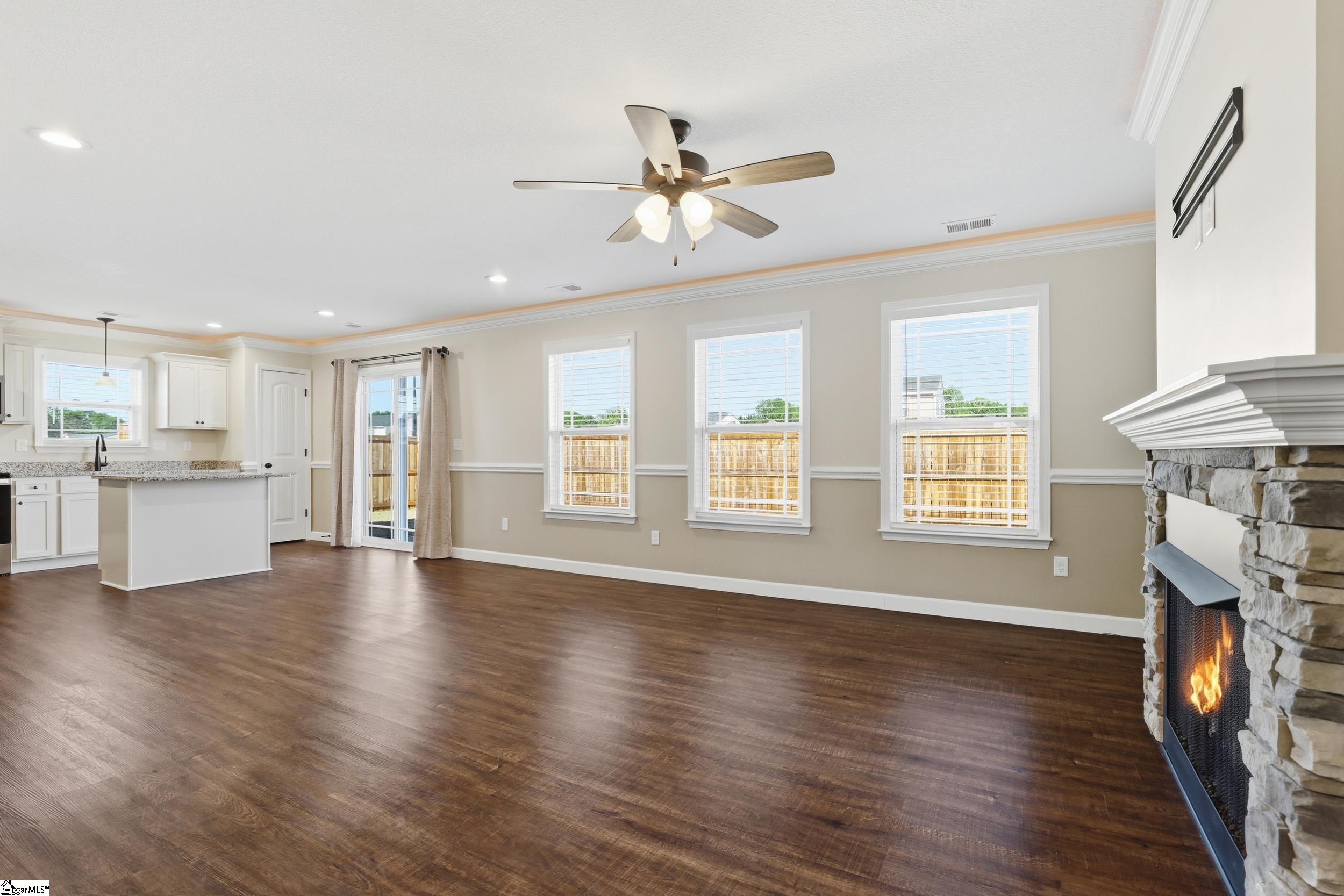 1719 Roxanne Sue Drive Lyman, SC 29365 - Photo 6 of 34