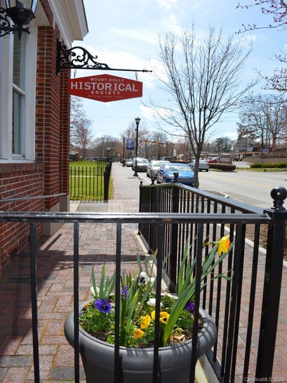 118 Clauser Road North, Unit 180 Mount Holly, NC 28120 - Photo 12 of 15 Gallery Image 12